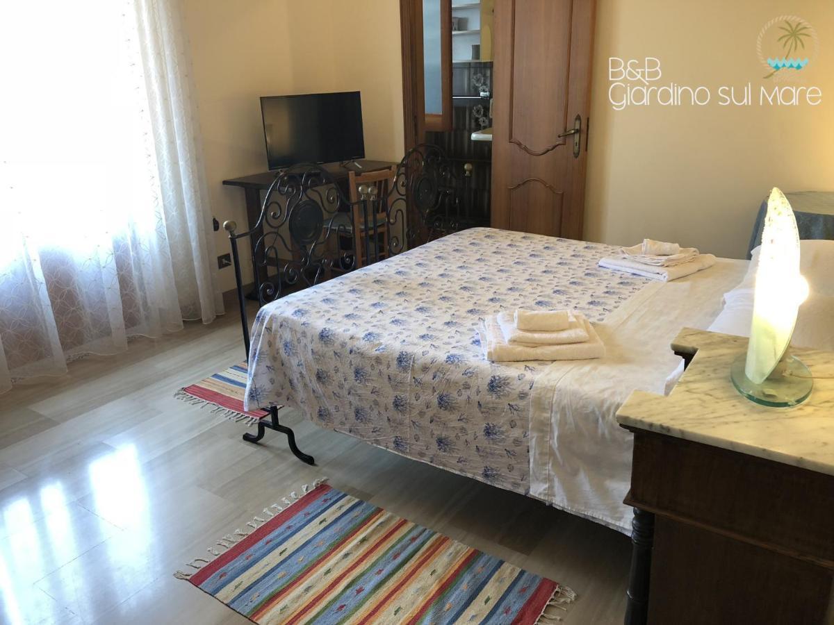 Giardino Sul Mare Bed & Breakfast Patti Exterior photo